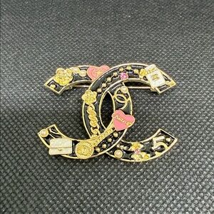 ✅ PRICE IS FIRM ✅ Fashion Gold-Tone  Brooch with Black and Pink Accents